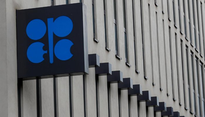 Iran Warns That OPEC Members Should Not Compensate