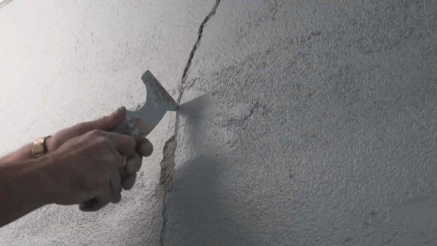 How To Repair Cracks and Defects in Plaster Work