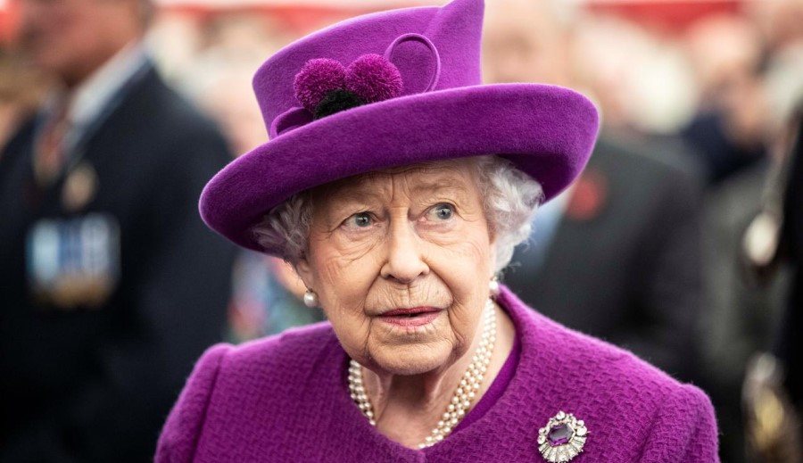 Queen is Not Going to Garden Parties at Buckingham Palace Due to Health