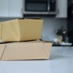 Five material to make bakery shipping boxes